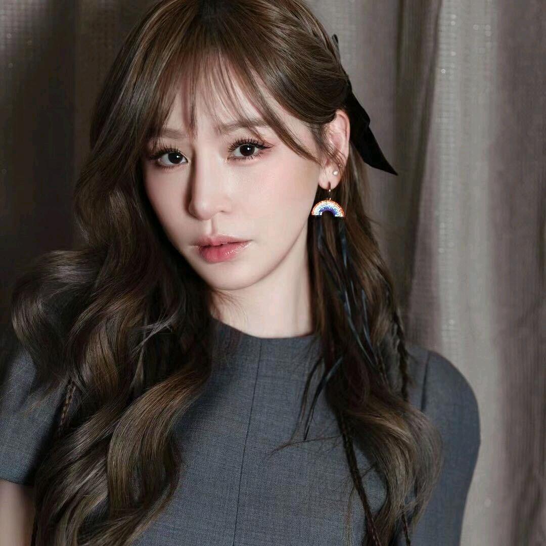 丸心妮爱吃小丸子