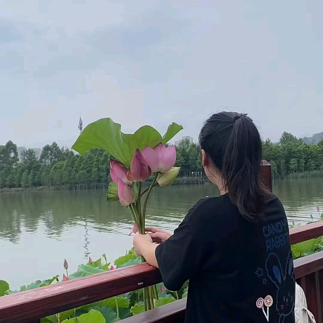 ꧔এ᭄🐷¹⁹₉5吴ꦿ᭄࿐
