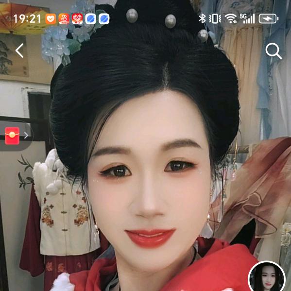 明霞服装(承蒙厚爱)