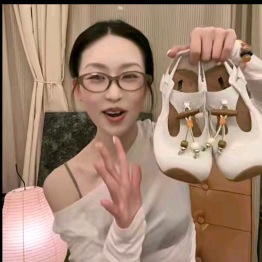 H55潮鞋集成店Media-直播返场