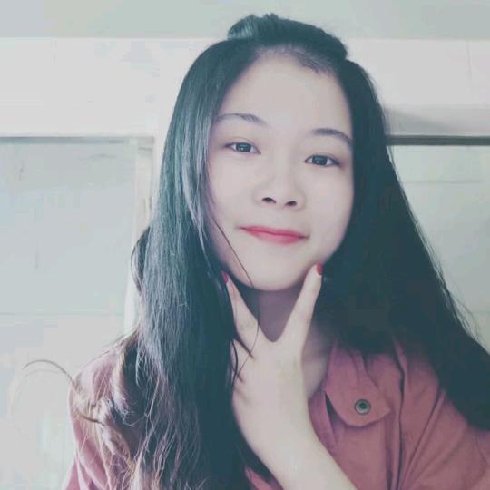 小何兮兮