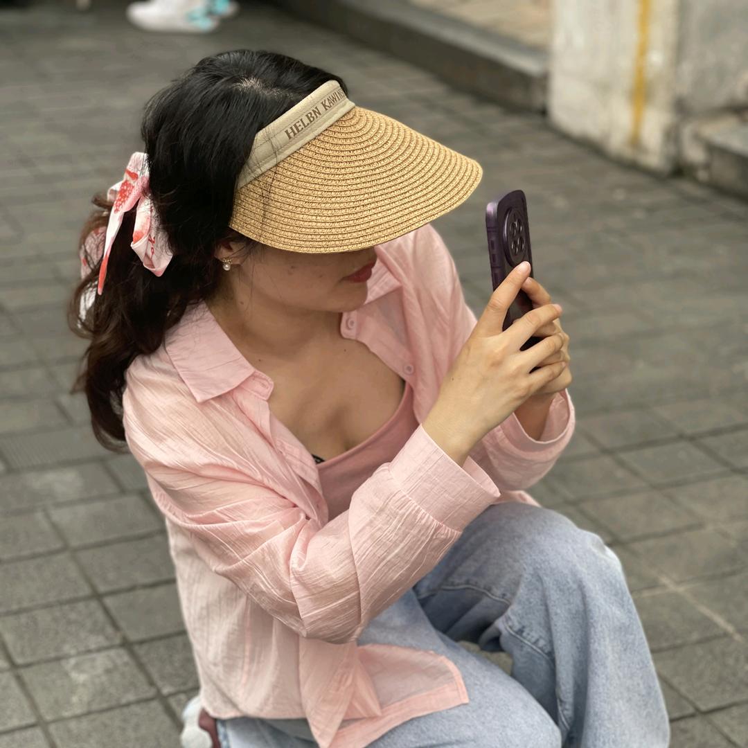 陈筠