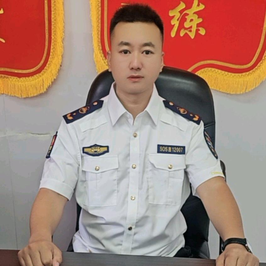 迪校长 铭森