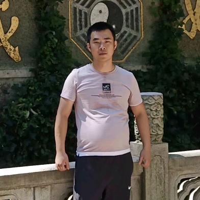 阿力
