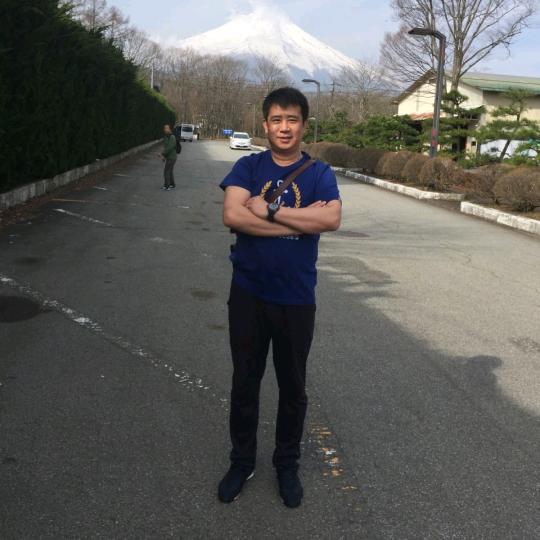 活在冰水里的热带鱼