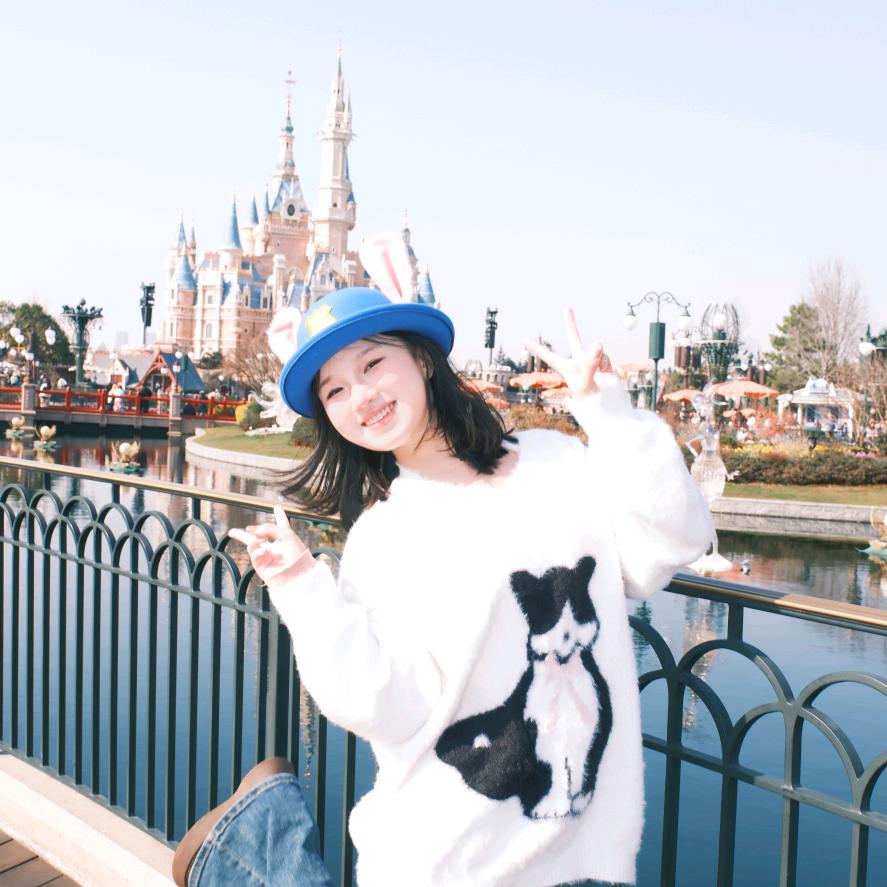 钮钴禄小耳朵图图