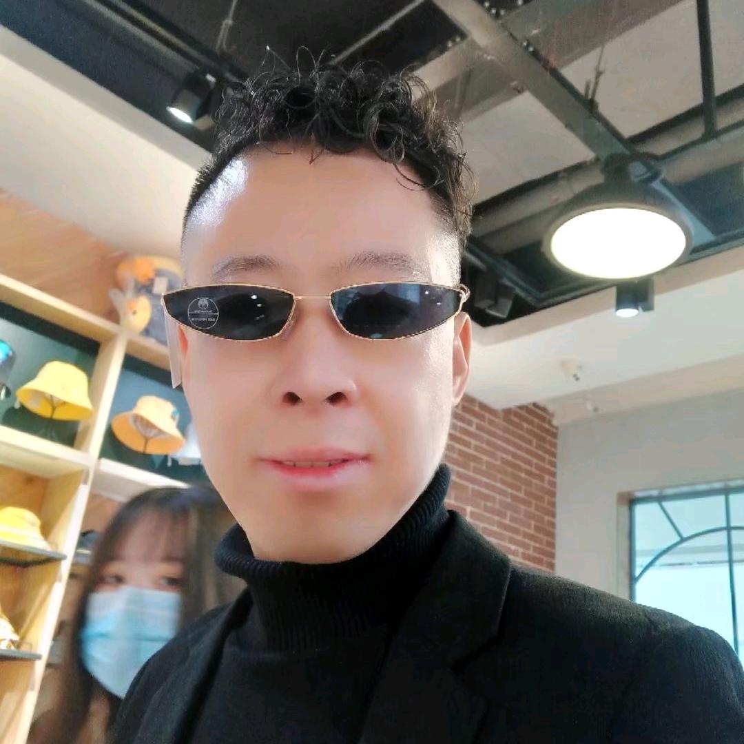 文汇苑3楼保罗男装