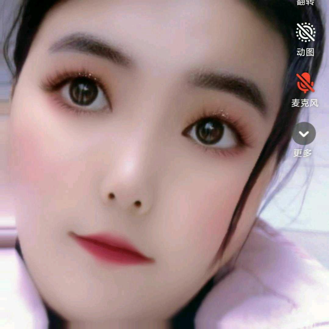 小芳芳首播+带货主播（晚上8:10)