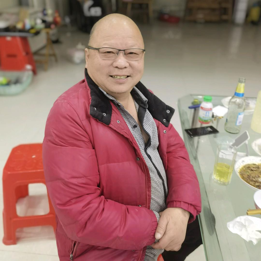 善解人意的老杨