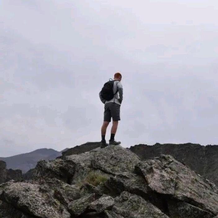 阿东稀贵金属（招学员）