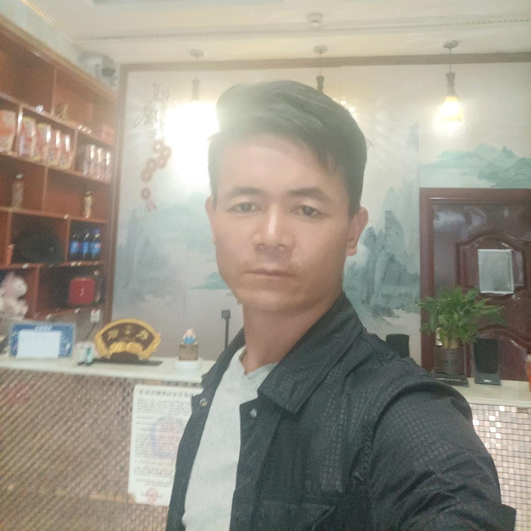 兴海;  豆哥