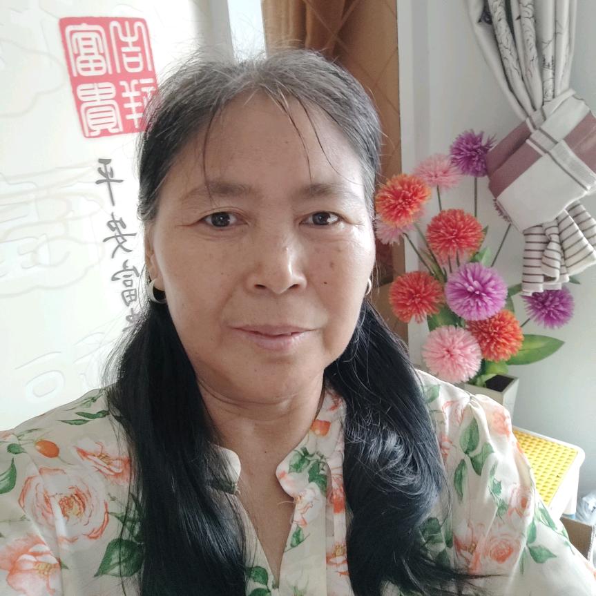 新村姐早上9点20，云台走路