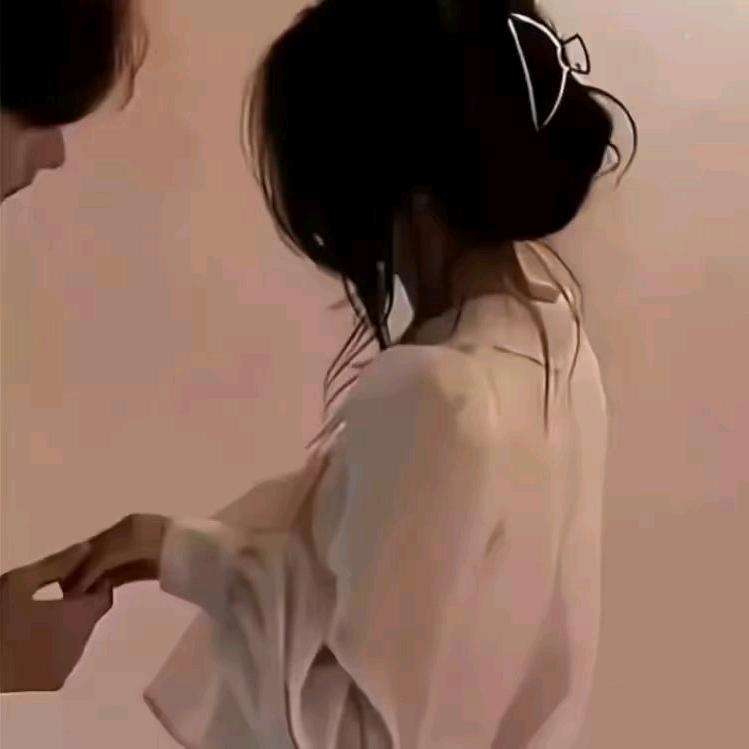 苒.