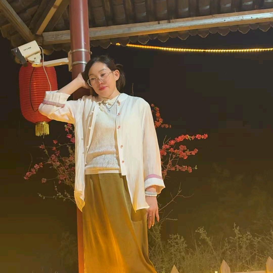 榆次百汇装饰（东城店）范姐