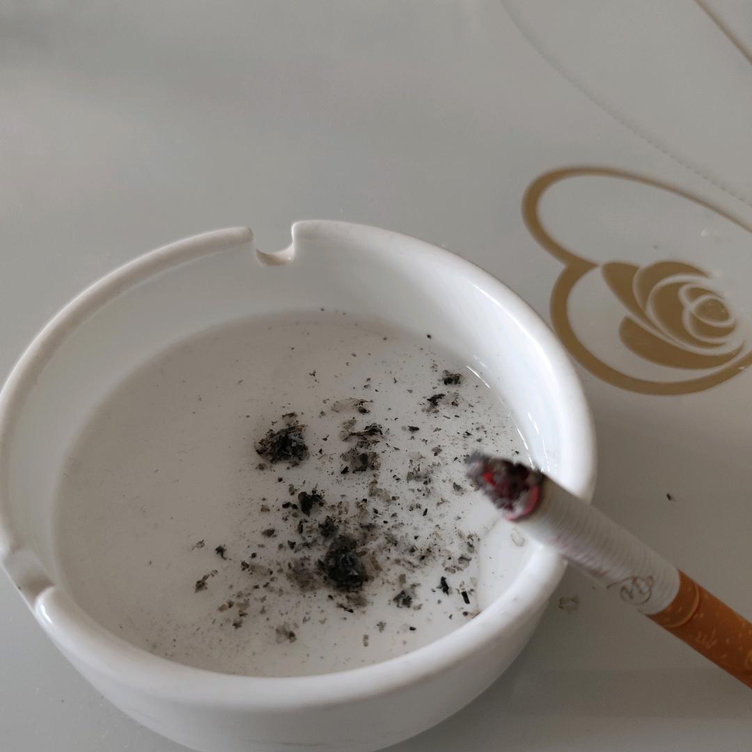 三三