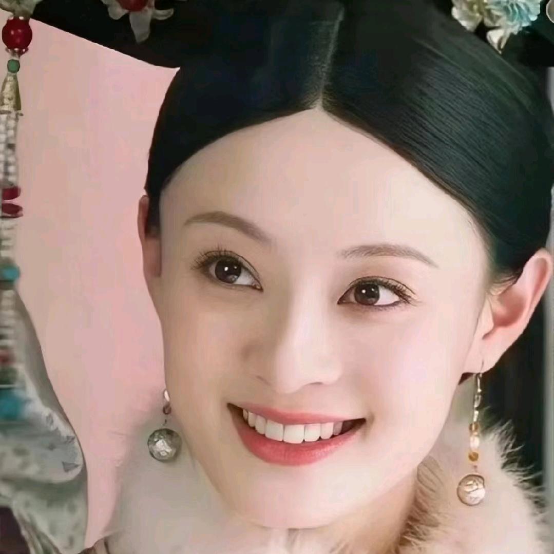 娟娟一袅楚宫腰