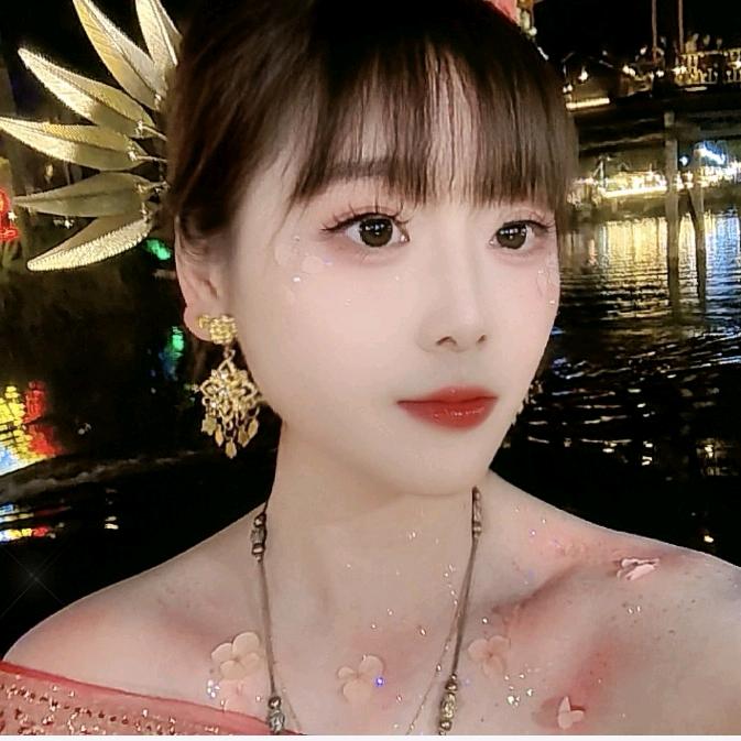 小小草GQ