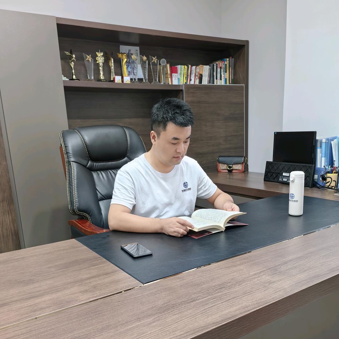 世腾安防护栏厂家