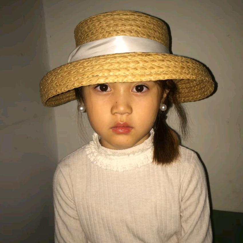 靖小悅吖