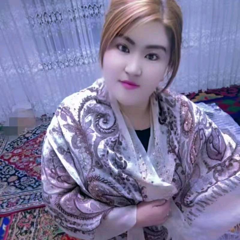 美娜