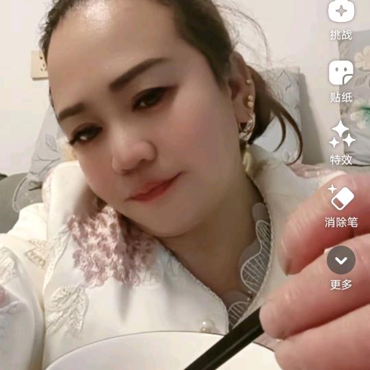 爱上有榴莲的丫头