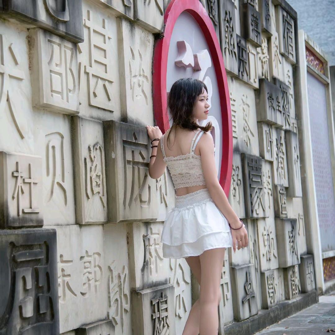 袁袁吃不饱🙈