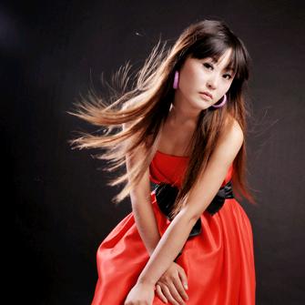 羊泉布衣坊女装《蜜兔潮鞋》