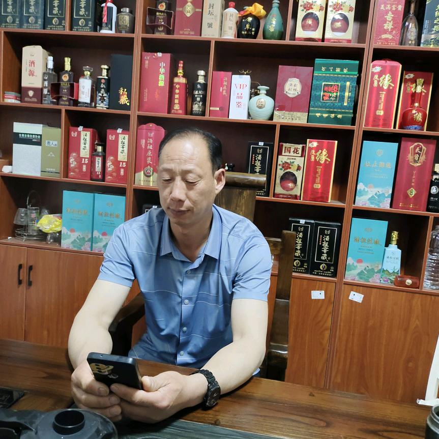 河南杜康酒源酒业汪哥一级品酒师