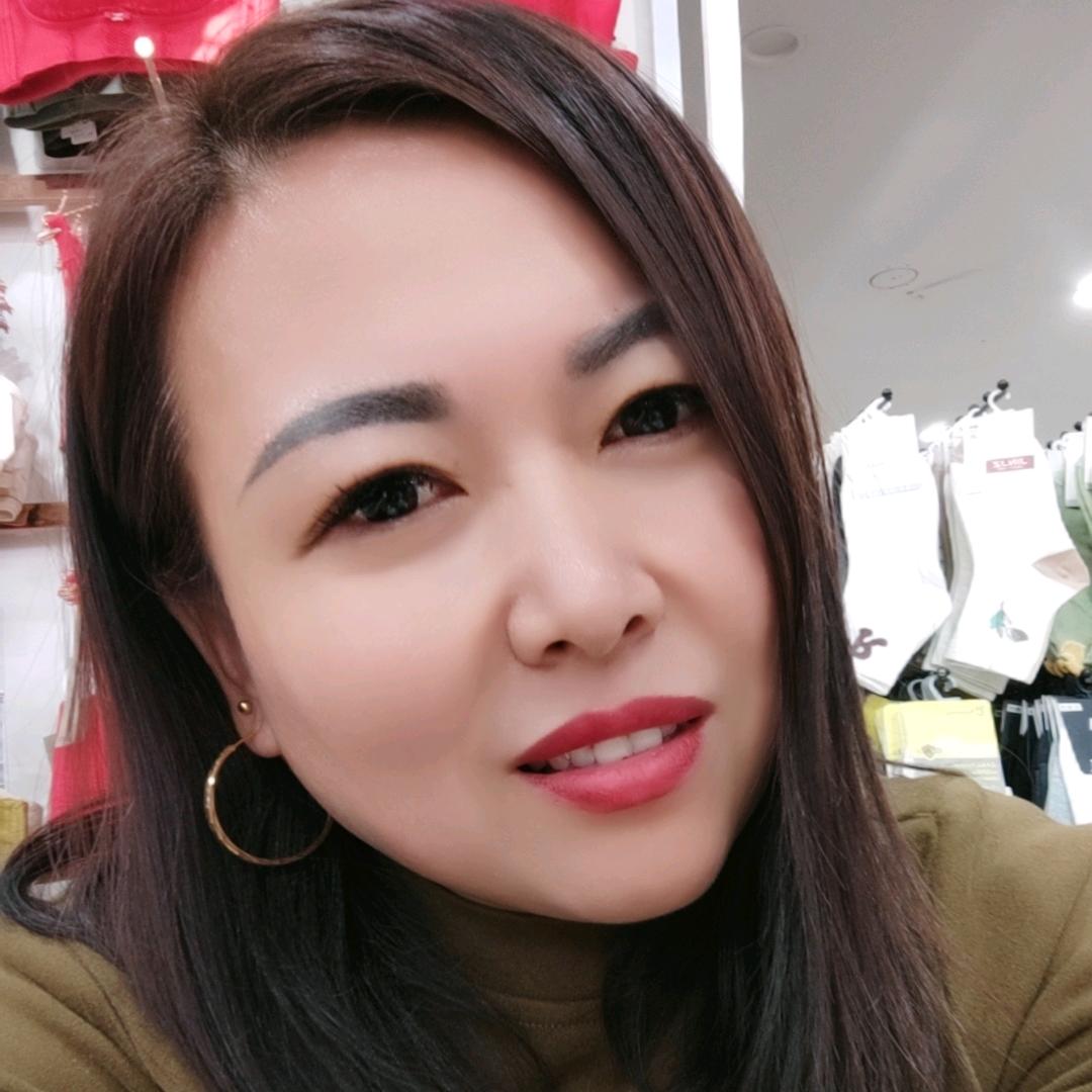 范县大丰国际三楼芳姐服装店