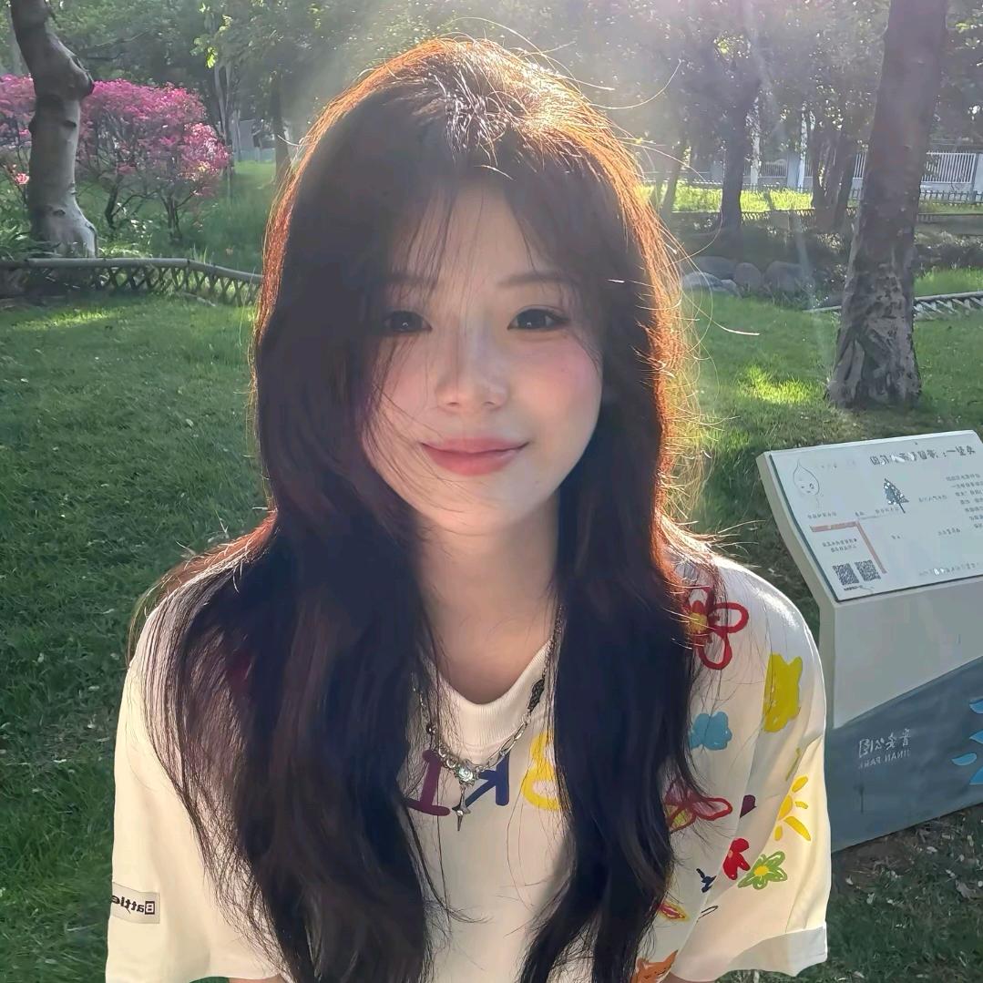 女摄小小汐