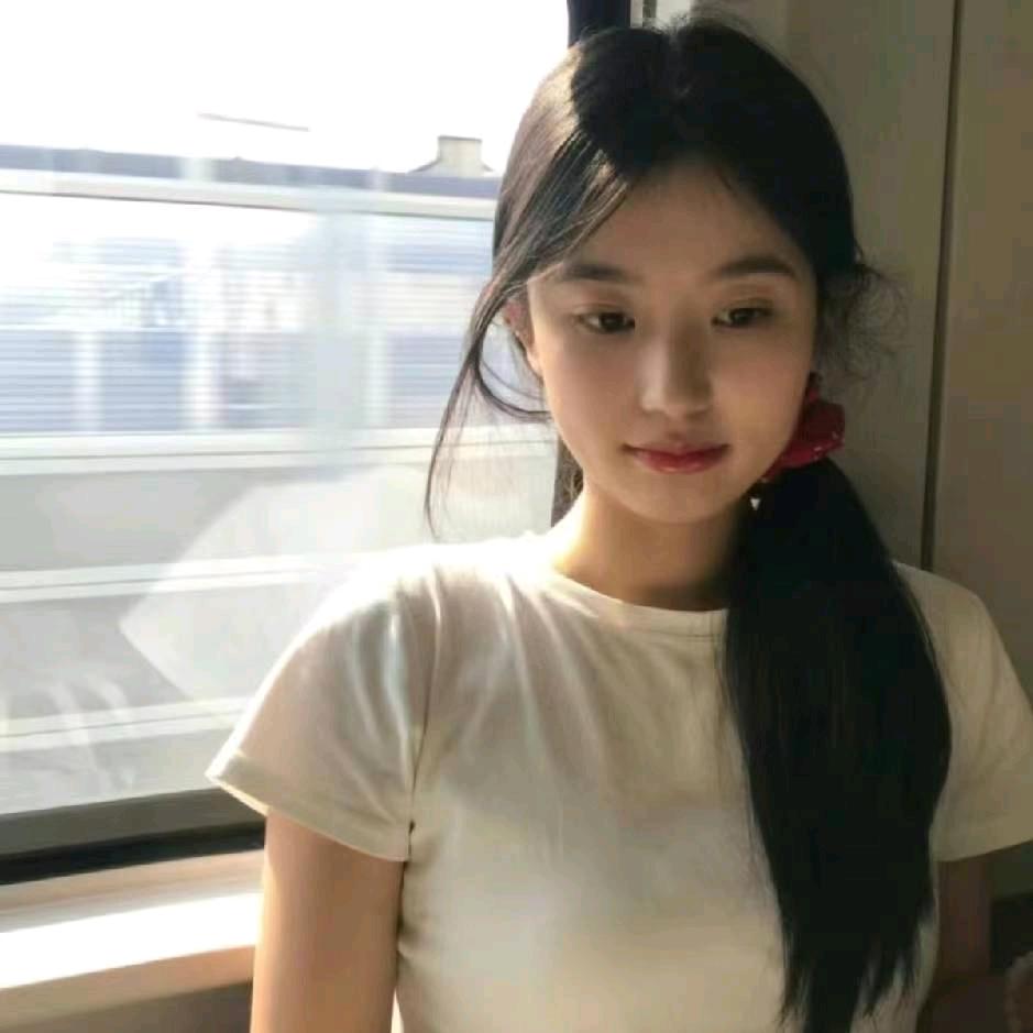 数码小瑶（重生之我在抖音配电脑）