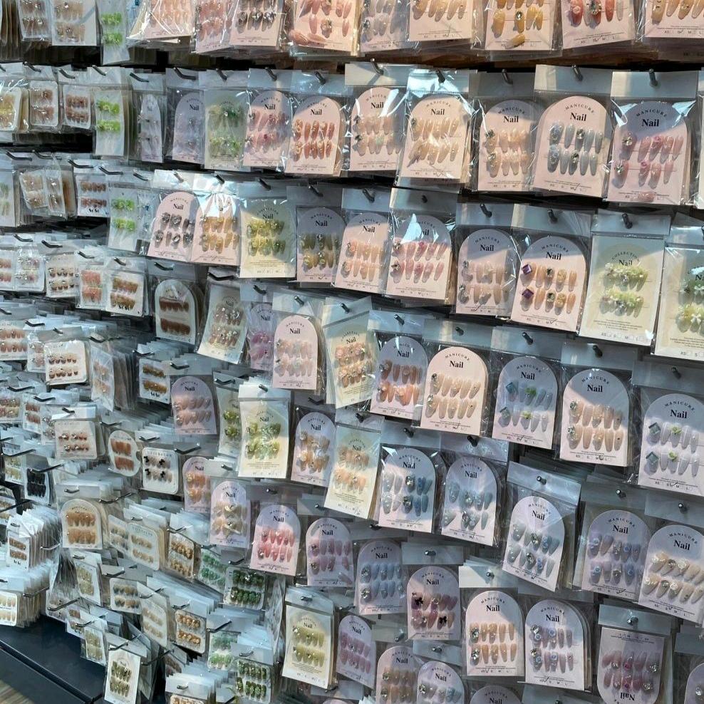 伊伊穿戴甲批发  零售