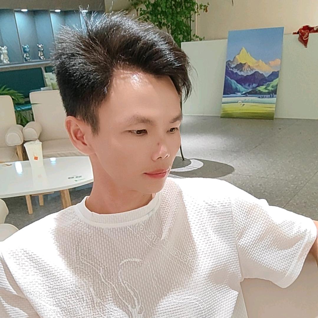 站在、云巅之上
