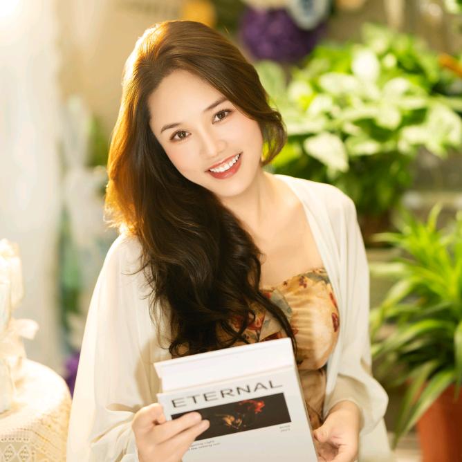 漂亮女神🌹雪儿