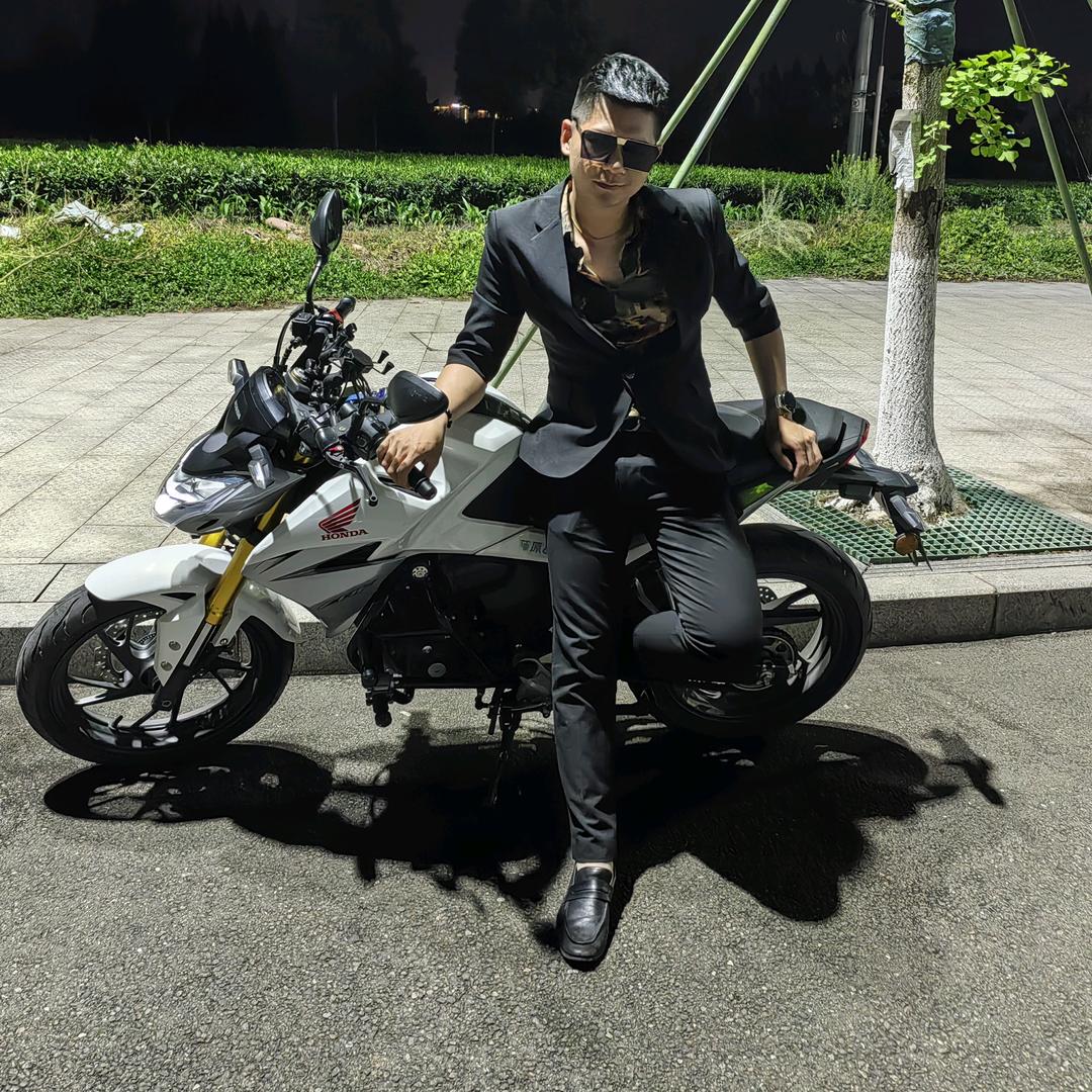 @慶少骑不快🏍️