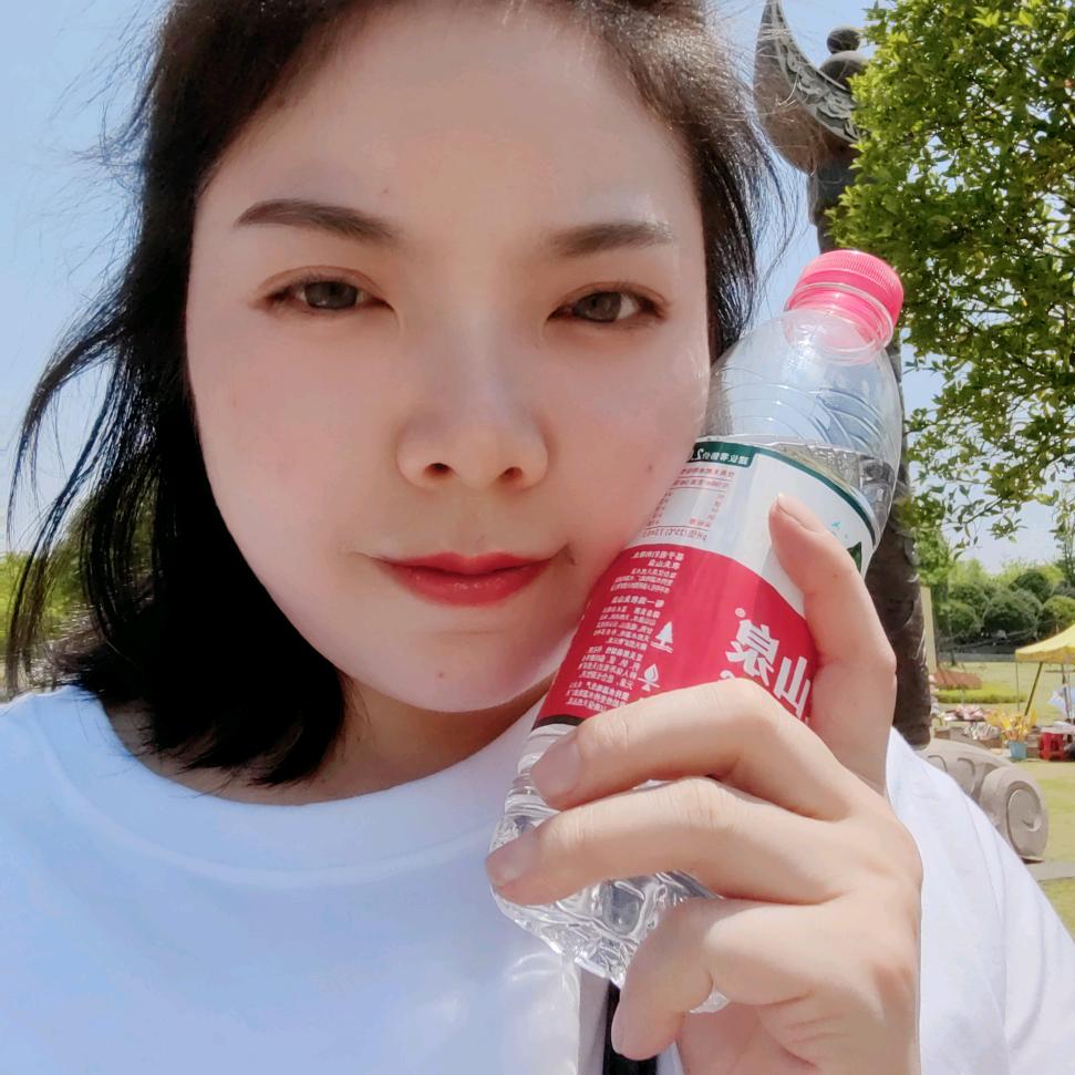 秀儿💞