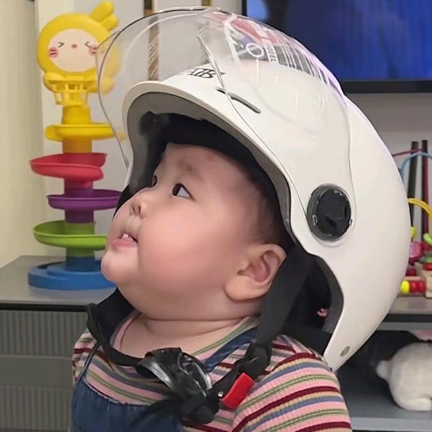 穿板鞋的院长
