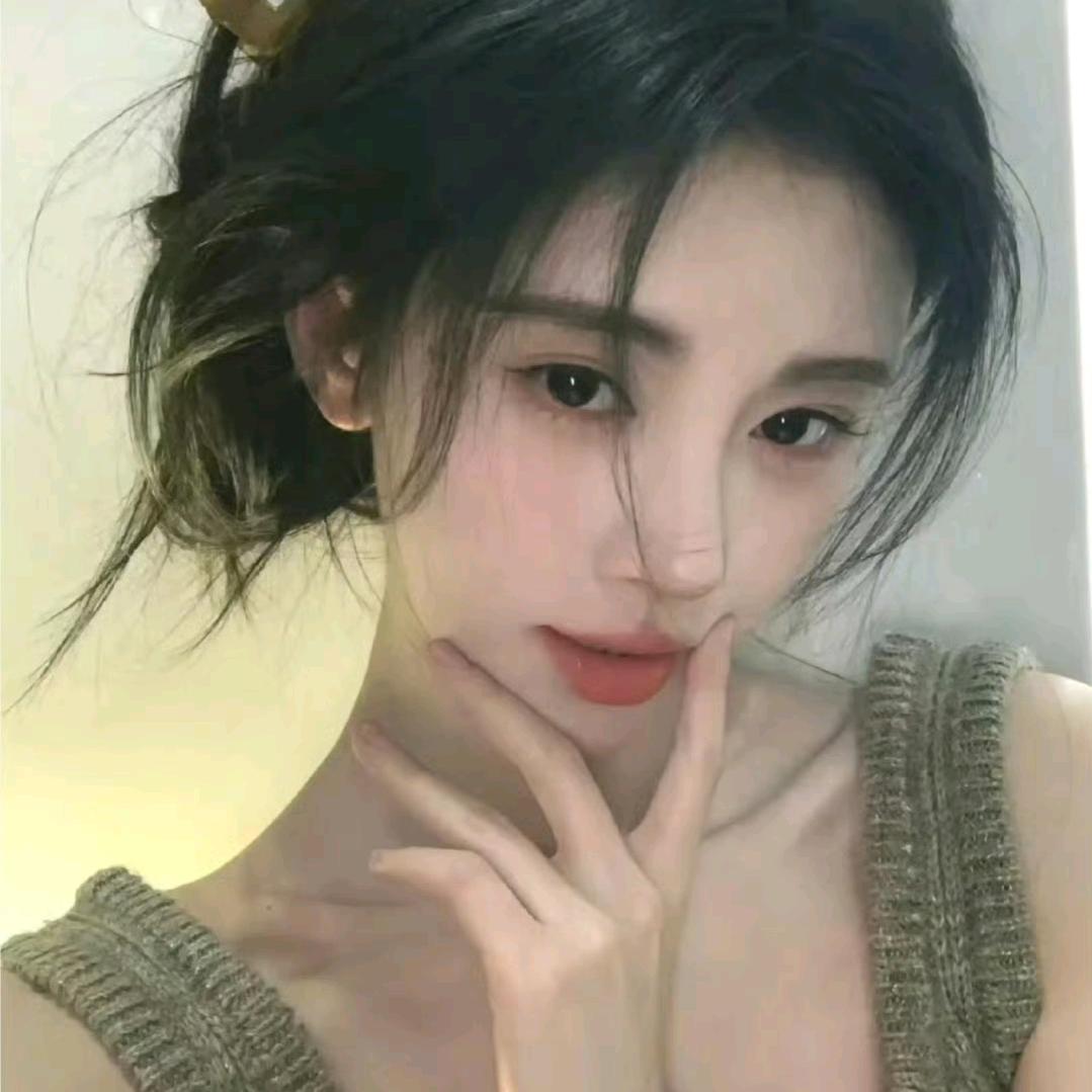 LLLLL