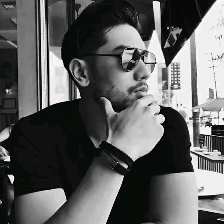 ✎𝒜𝓌厚德载物ᝰ᭄²⁰²⁴