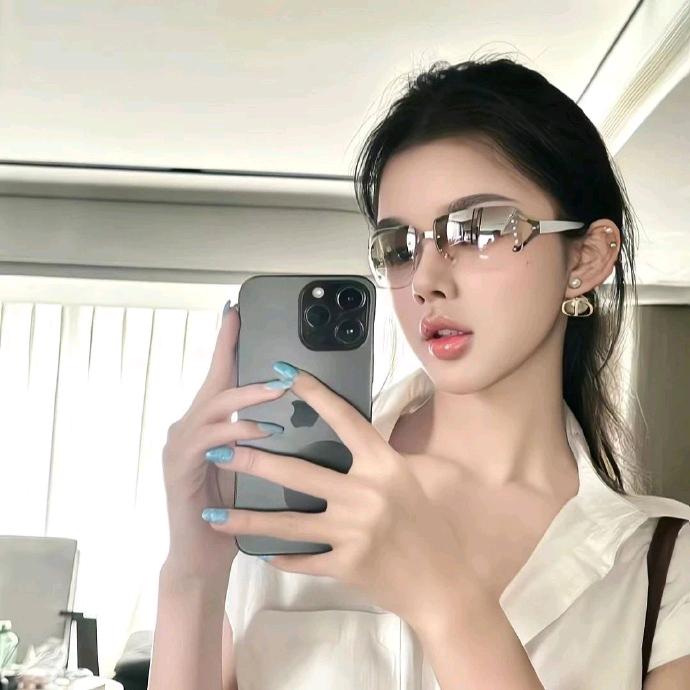 爱时尚百货爆爆