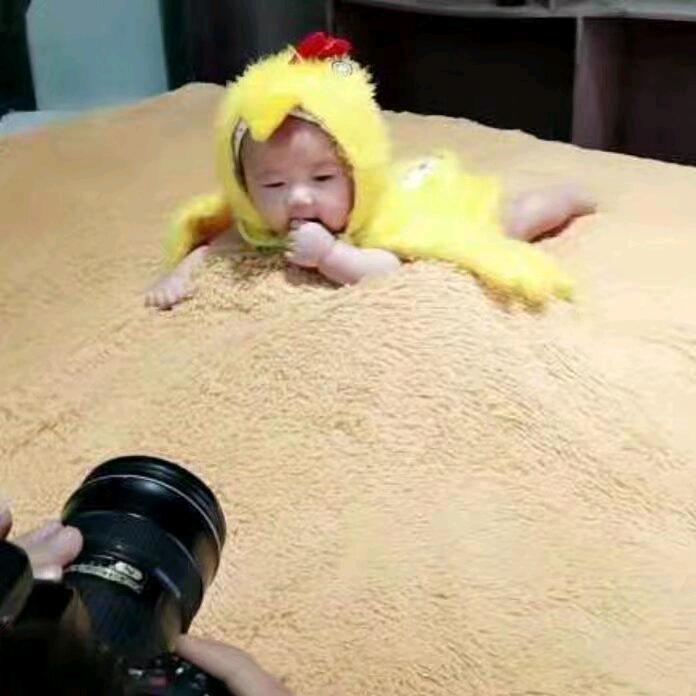假装快乐