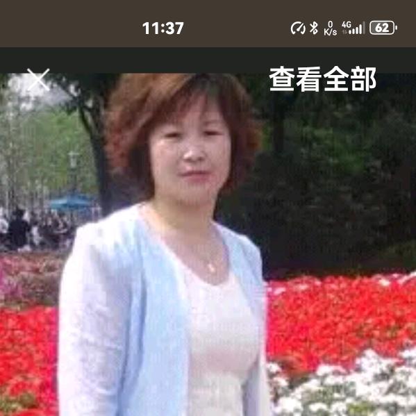 龙，，，，
