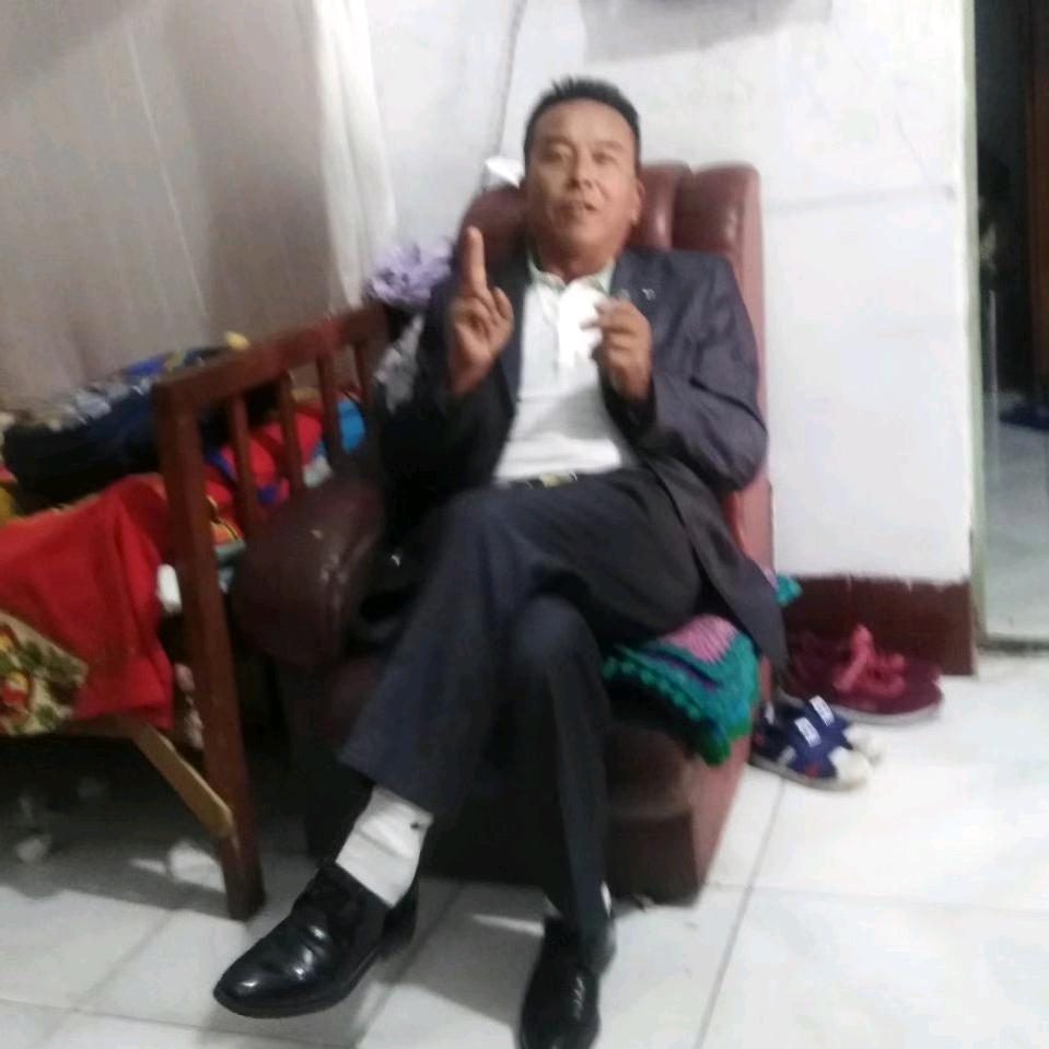 我是攀枝花市，西区矿务局，营运公司的职工