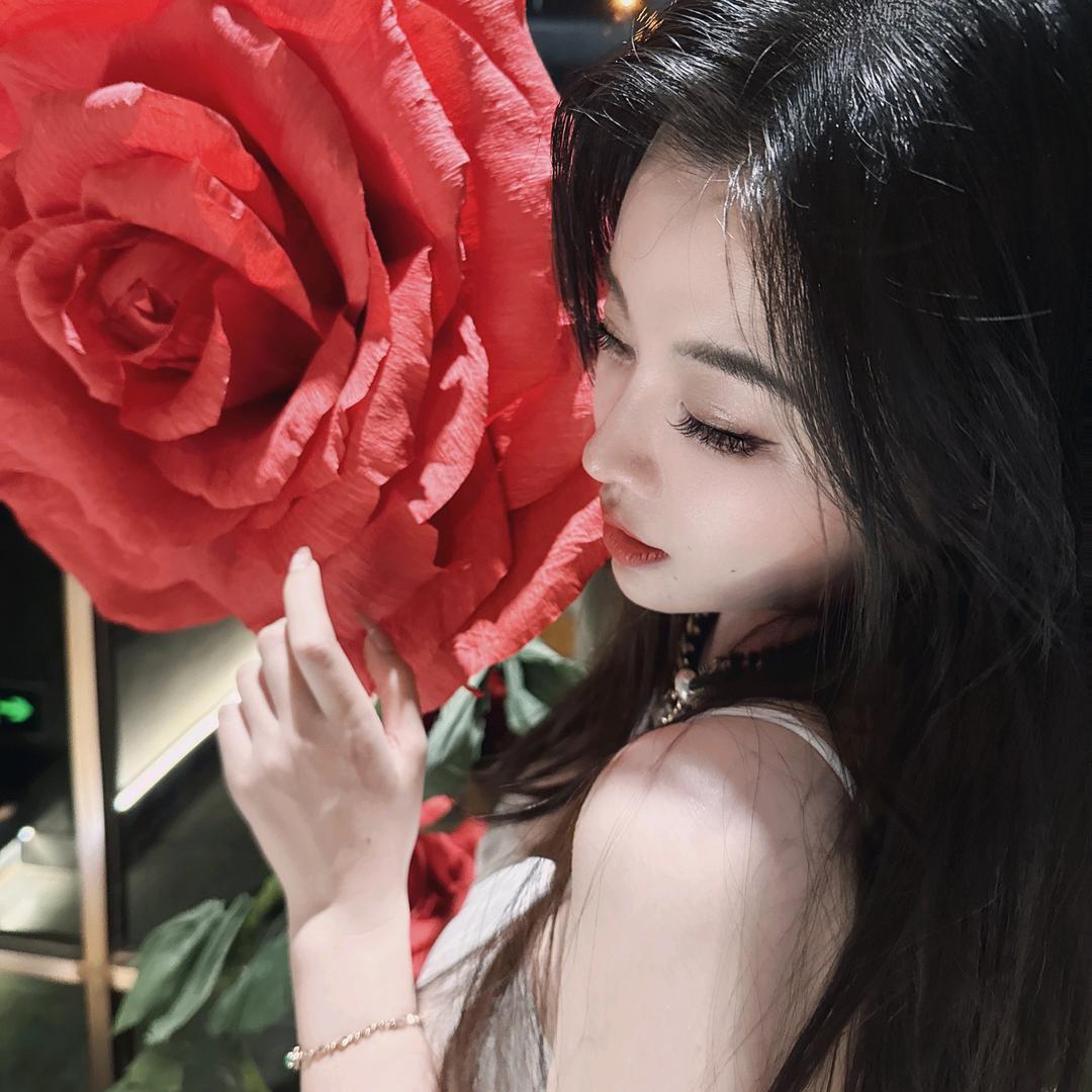 🧸 ྀི钱上亿(观自在)