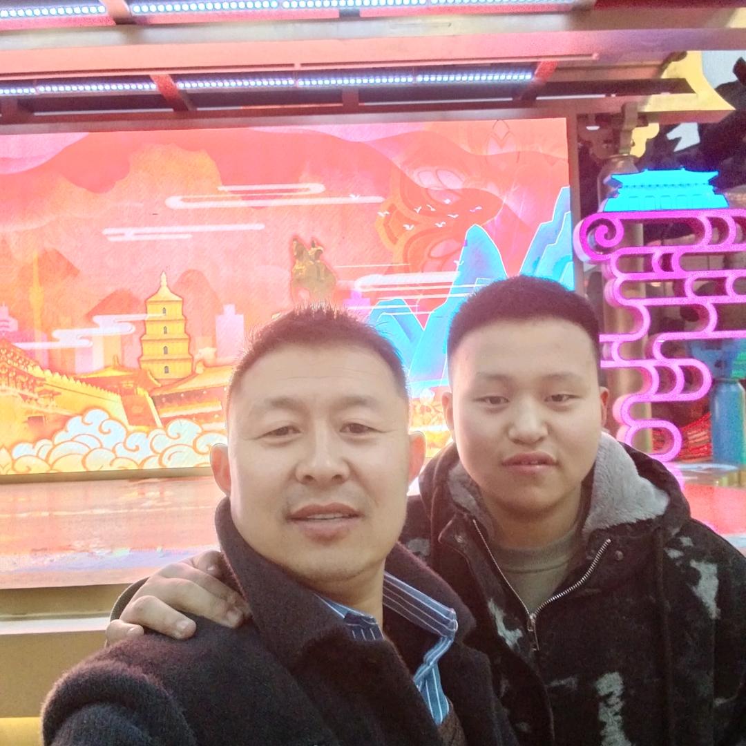 风陵渡口，金诺农机合作社。犁地坝地残膜回