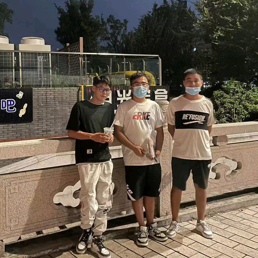 重生之我在凯里养斗鸡