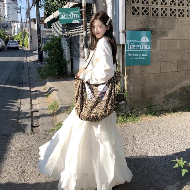 彩蝶