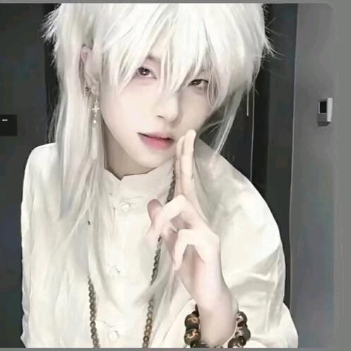 羽小巧