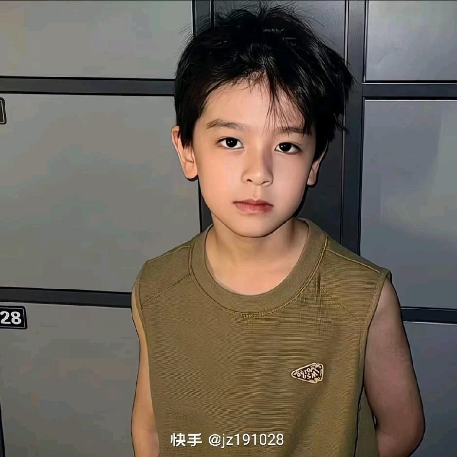 他们都叫我小李