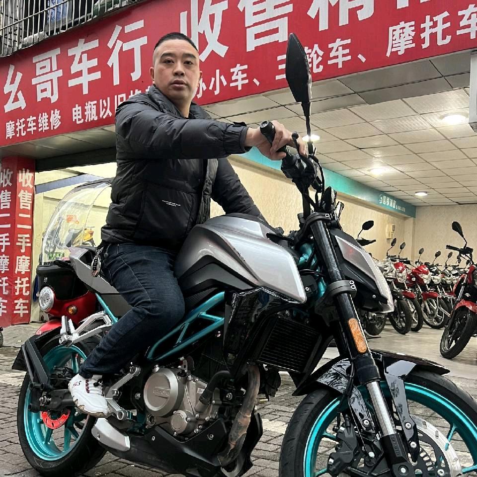 江津幺哥二手摩托车